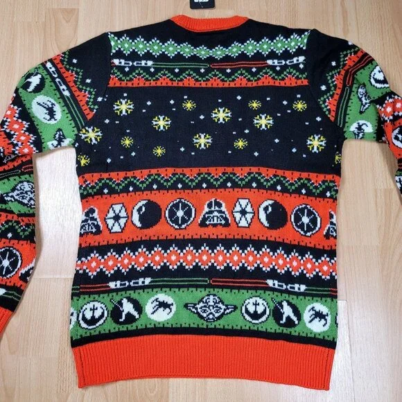 NEW Star Wars Yoda Ugly Christmas Sweater Men's Size Medium Holiday Knit‎ Gamers